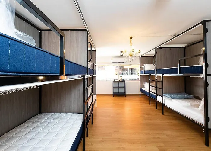 Albergue Orange *